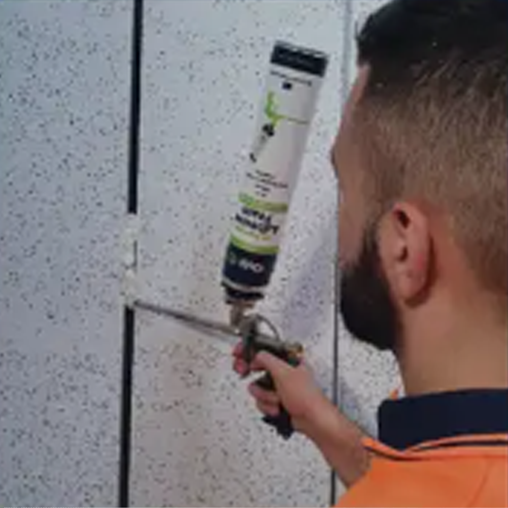 OB LOW EXPANDING FOAM GLUE